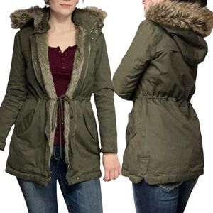 Charlotte Russe | Y2K Army Green Faux Fur Lined Hood Anorak Parka Jacket